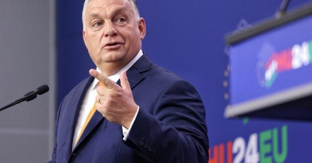 Наполегливе прагнення Угорщини купувати російську нафту натрапило на труднощі хто підтримає Будапешт Наполегливе прагнення Угорщини купувати російську нафту натрапило на труднощі хто підтримає Будапешт