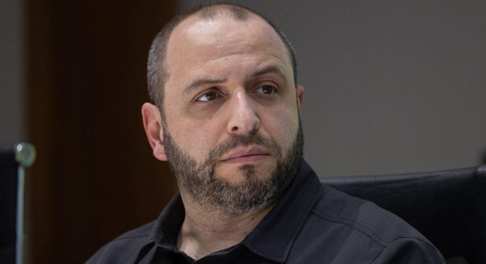 Рада запросила на засідання Умерова який відсутній в Україні Рада запросила на засідання Умерова який відсутній в Україні