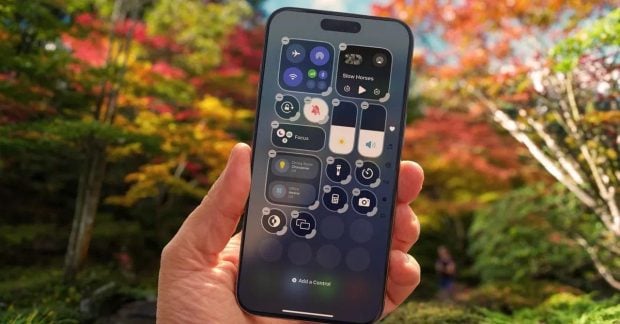 Apple презентувала оновлену версію iOS 26 з можливістю вимкнення суперечливої функції iPhone Apple презентувала оновлену версію iOS 26 з можливістю вимкнення суперечливої функції iPhone