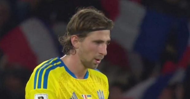 Збірна України зазнала розгромної поразки у ключовому матчі відбору на Чемпіонат світу Збірна України зазнала розгромної поразки у ключовому матчі відбору на Чемпіонат світу