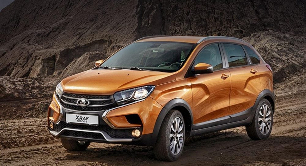 АвтоВАЗ активно продає свої автомобілі іранцям і хуситам з дивними гаслами АвтоВАЗ активно продає свої автомобілі іранцям і хуситам з дивними гаслами