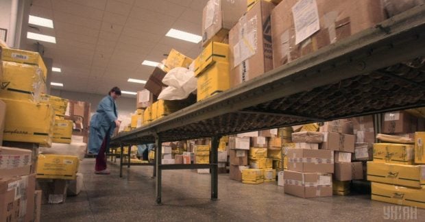 Режим роботи Укрпошти та Нової пошти на Різдво та Новий рік у святкові дні Режим роботи Укрпошти та Нової пошти на Різдво та Новий рік у святкові дні