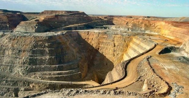 Інвестиції в золото Китай нарощує володіння бразильськими родовищами і зміцнює домінування на ринку Інвестиції в золото Китай нарощує володіння бразильськими родовищами і зміцнює домінування на ринку