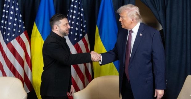 Несправедливо Зеленський розповів про надмірний тиск з боку Трампа Несправедливо Зеленський розповів про надмірний тиск з боку Трампа